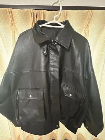 블랙 가죽 자켓