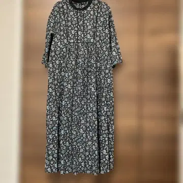 아두이트리스테스 코튼 원피스