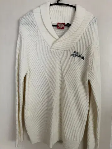 GOTCHA 화이트 니트 M 사이즈