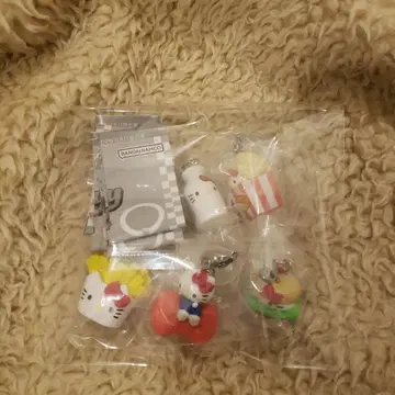 헬로키티 아메리칸 디자인 메지루시 액세서리 컴플리트