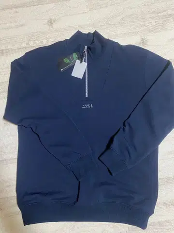 [트래비스 매슈] L 네이비 스웨터