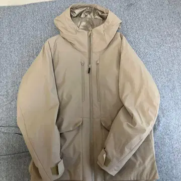 UNIQLO Hybrid down outerwear M