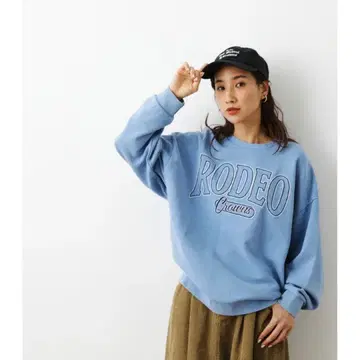 로데오 크라운 와이드 보울 90 LOGO 맨투맨 상의 블루