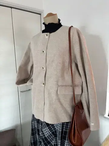 베이지 플리스풍 자켓 오버 사이즈