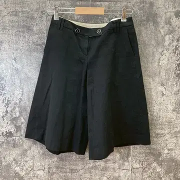 TO BE CHIC 하프 팬츠 박스 플리츠 스칸츠 블랙(40