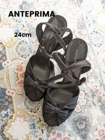 새상품급 ANTEPRIMA 블랙 하이힐