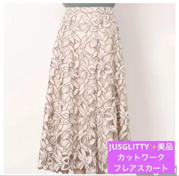 JUSGLITTY 컷워크 플라워 프린트 플레어 롱 스커트