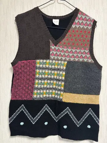 뷔르데사봉 패치워크 니트 베스트