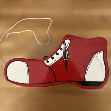 쿠바리아스사제 나무 완구 푸시토이 리듬 스니커즈