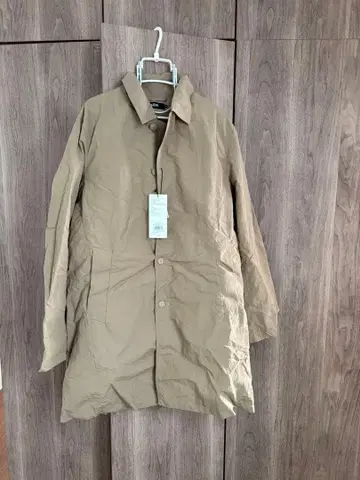 [ 미사용 새상품 ] AZUL 트렌치코트 M 사이즈