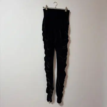 FETICO 블랙 벨벳 팬츠 사이즈 2