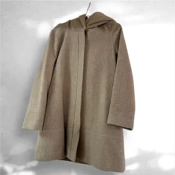 로쏘 어반 리서치 코트 이에나 투모로우랜드