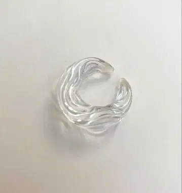 마메쿠로구치 유리 반지