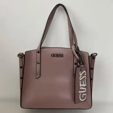 GUESS 스터드 장식 숄더백 핑크