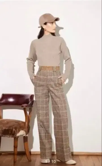 ALEXIA STAM Contrast Plaid Pants Beige