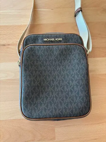 마이클코어스 숄더백 브라운 마이클코어스 백