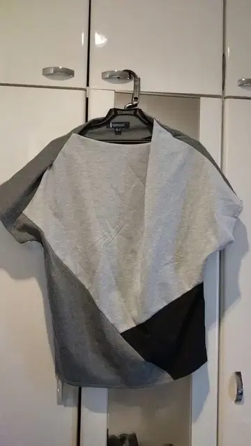 임프레션 변형 상의