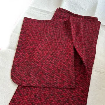 빨간색 꽃무늬 울 기모노