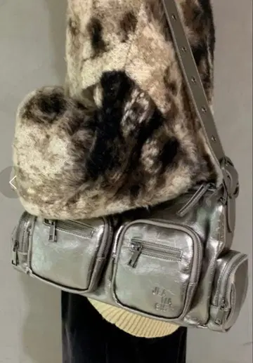 JEANASIS 4 포켓 원숄더 BAG 실버계 기타(12)