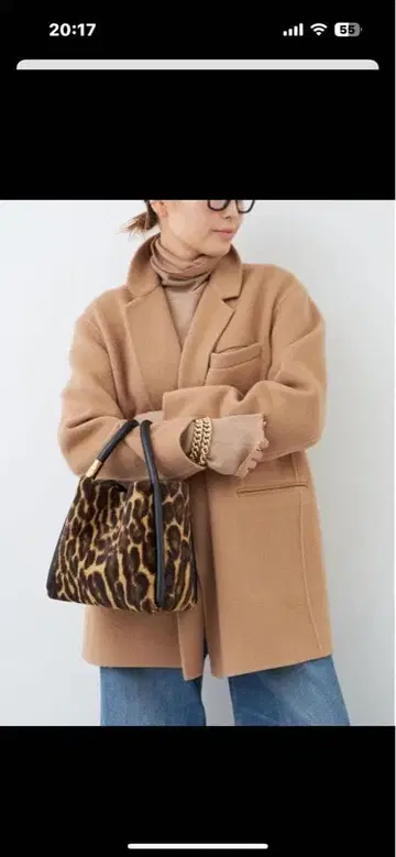 도어 투 도어 클래스 코트 카멜 새상품급