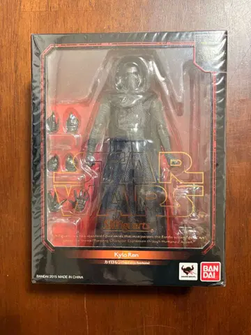 STARWARS Kylo Ren 카일로 렌 피규어