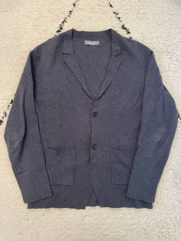 나노 유니버스, 유니클로 U 그레이 가디건 2세트