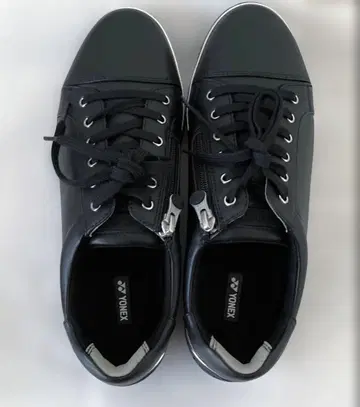 [ 미사용 새상품 ] YONEX 파워크 워킹화 24.5cm