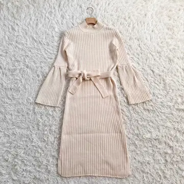 [착용 3회] 덥스타 소브 소매 컨셔스 니트 원피스 보트 주세페 36