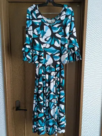 [ 새상품급 ] 플라멩코 의상 아토리 에아이아이 투피스 M