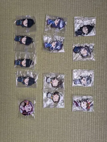 애니메이션 [약사의 혼잣말] 캐릭터 스트랩 세트+캔 배지