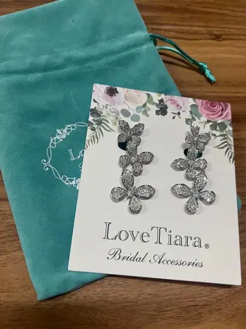 LoveTiara 나비 모티브 브라이덜 귀걸이