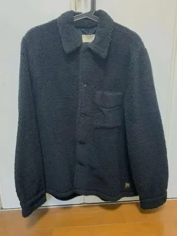 새상품급 누디진 플리스 자켓 보아 M