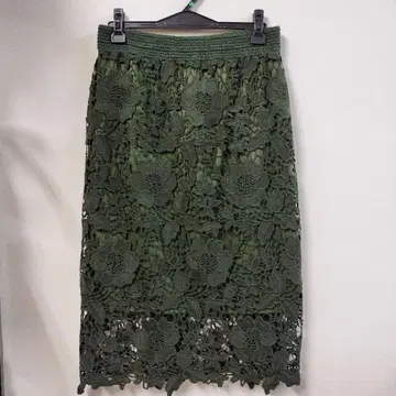 새상품급! ANTIQUA 레이스 스커트