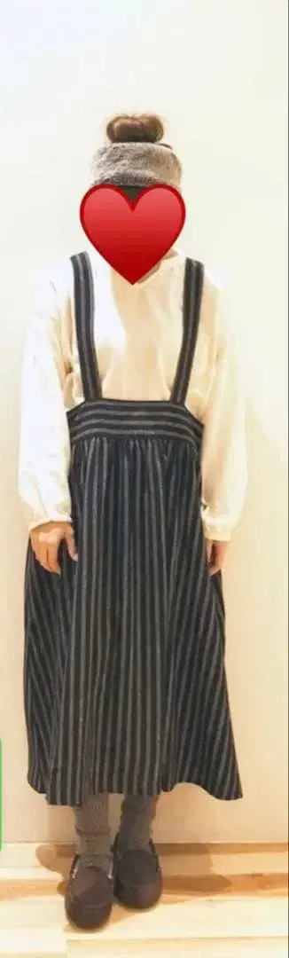 사만사 모스모스 스트라이프 서스펜더 스커트