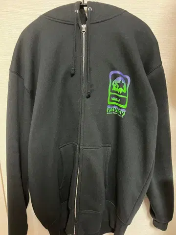 매지컬 모쉬 미스핏츠 후드티