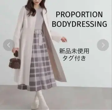 완판템 프로포션 바디 드레싱 노카라 플레어 코트 34,980엔