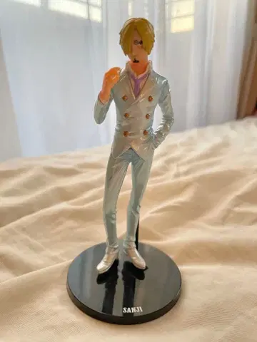 원피스 상디 피규어 스카이블루 수트