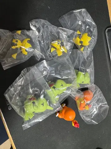 어깨 쿵 포켓몬 피규어 8체 세트