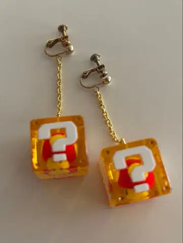 유니버설 스튜디오 재팬 물음표 블록 귀찌