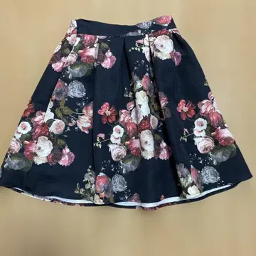 새상품급 여성용 페미닌 무릎 기장 스커트 꽃무늬 플레어 스커트