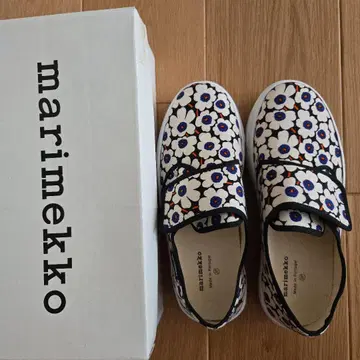마리메꼬 marimekko 우니코 슬립온 스니커즈
