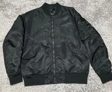 새상품급 유니클로 +J 하이브리드 다운 오버 사이즈 MA-1 블루종 L