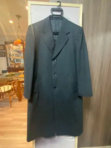 퓨어 캐시미어 블랙 체스터 코트