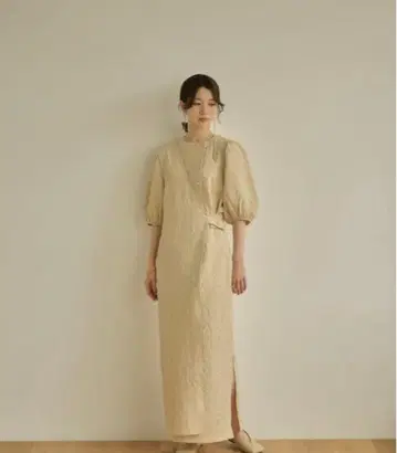 [ eaphi ] volume sleeve jacquard blouse