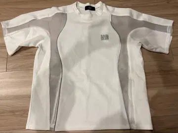 ililil 투명한 피부 메쉬 T셔츠