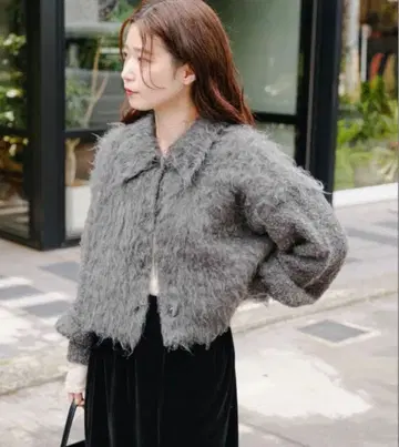 Kastane 웨이브 기모 크롭 니트 그레이