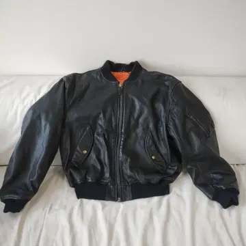 천연 가죽 레더 봄버 자켓 MA1 ALPHA