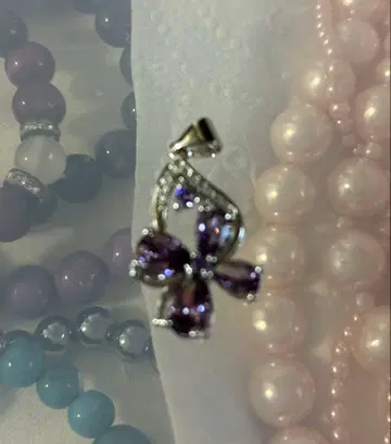 자수정 펜던트 탑 네잎 클로버 4잎 보라색 꽃 행운의 펜던트