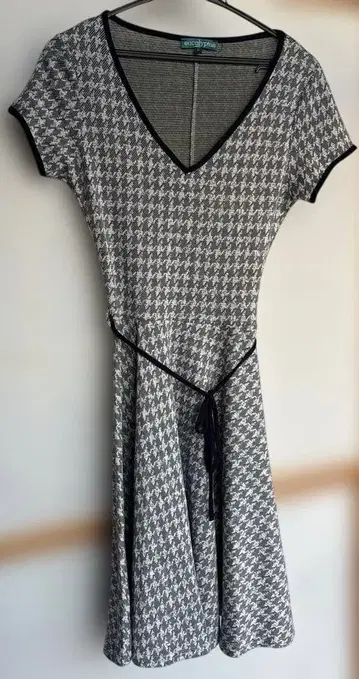 유칼립투스 하운드 투스 패턴 미니 원피스 S