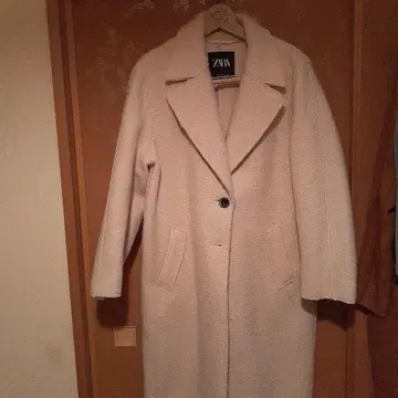 ZARA 크림색 롱 코트